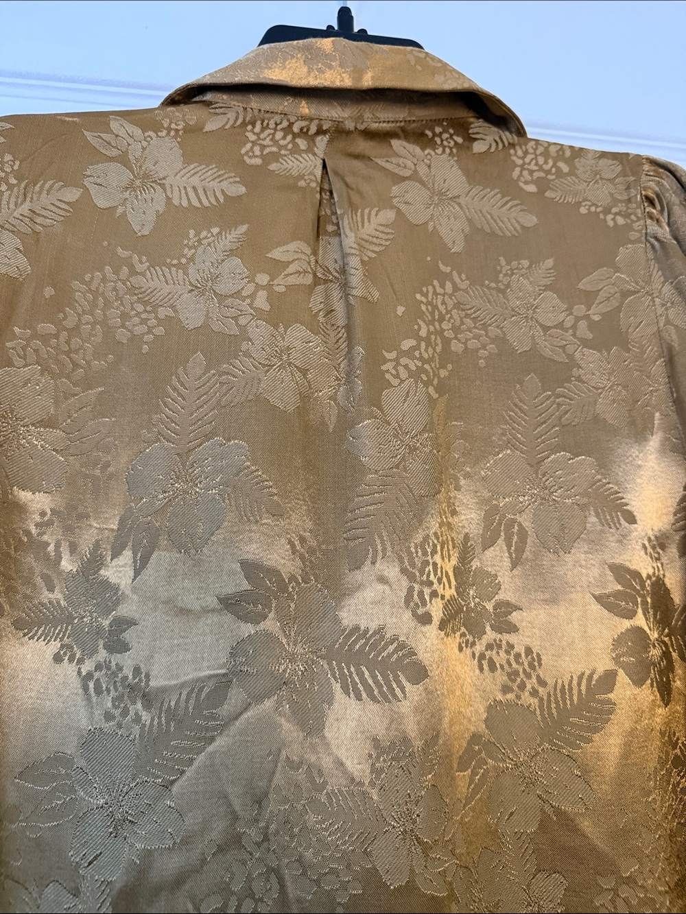 Camila Coelho Gold Floral Satin Jacquard Button-Up Blouse Long Puff Sleeve M - Picture 8 of 9